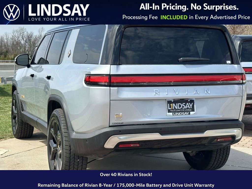 Used 2023 Rivian R1S Adventure image 5