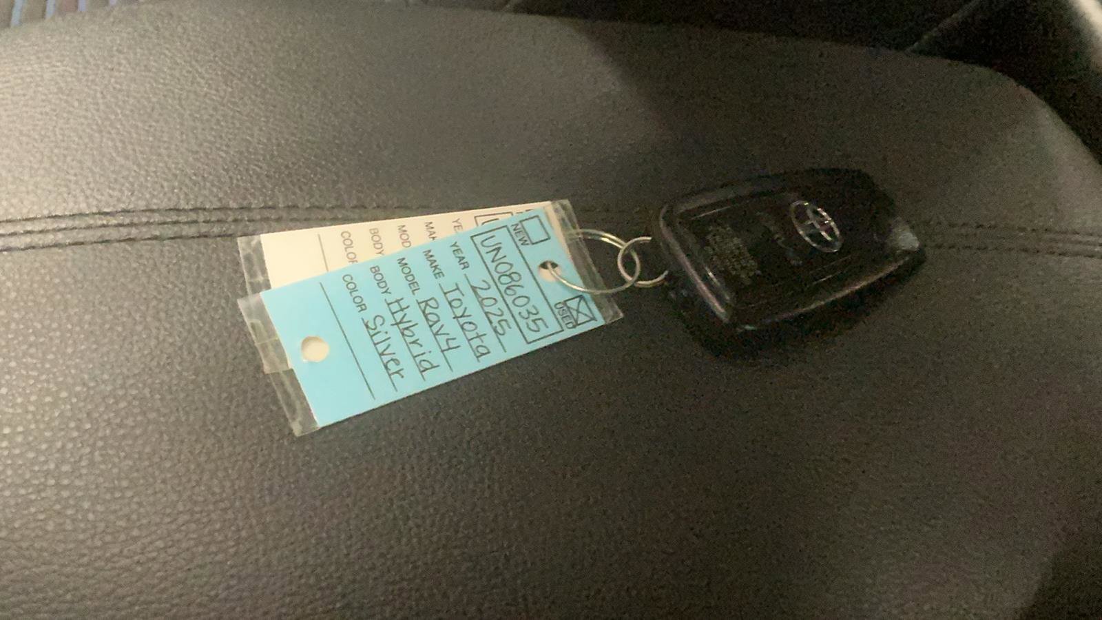 Used 2025 Toyota RAV4 XSE w/ Advanced Technology Package image 8