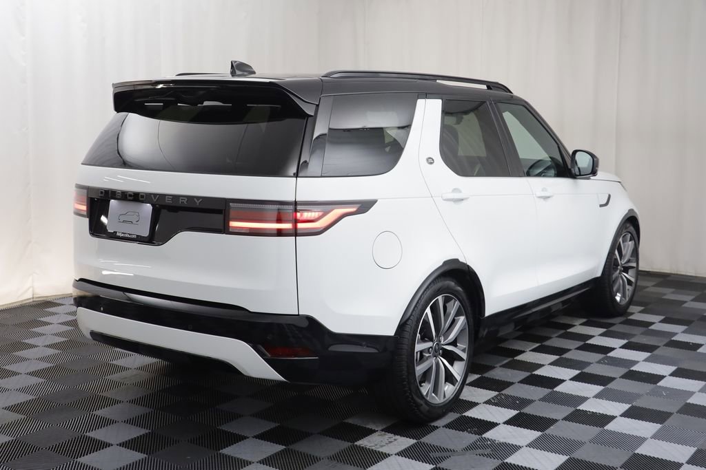 Used 2025 Land Rover Discovery Dynamic SE image 20