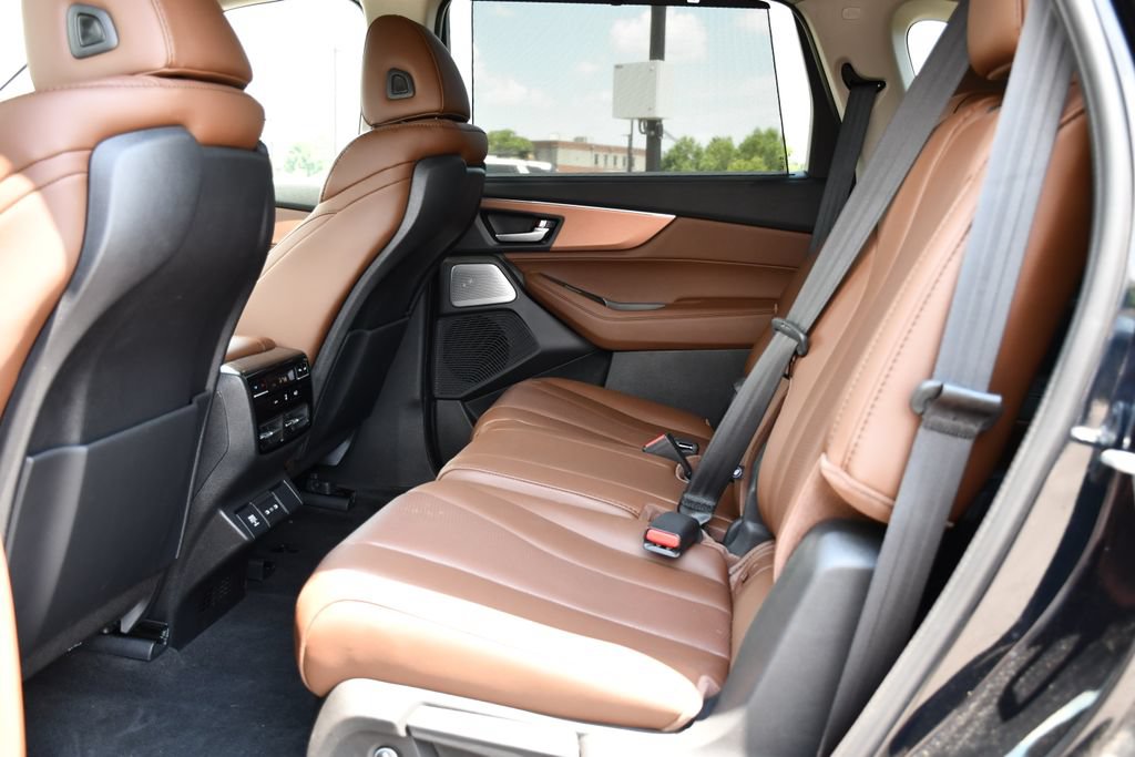 Certified 2026 Acura MDX FWD w/ Technology Package image 18