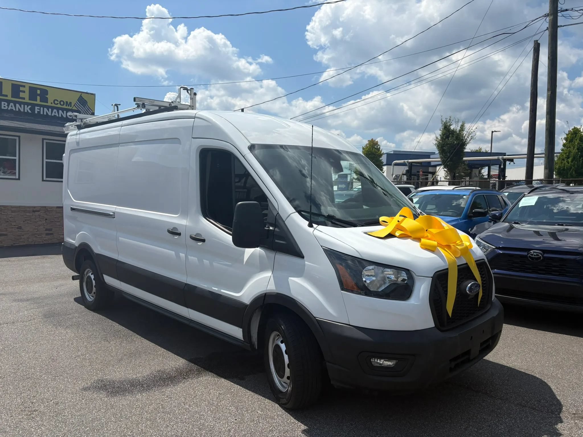 Used 2021 Ford Transit 250 Medium Roof w/ Load Area Protection Package RWD image 8