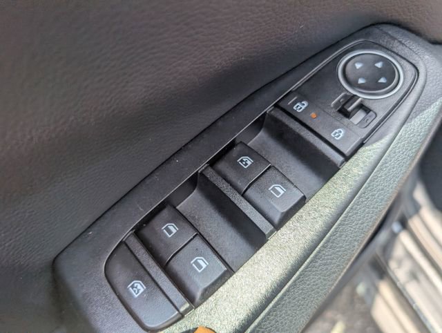 Used 2024 Kia Seltos EX FWD image 16