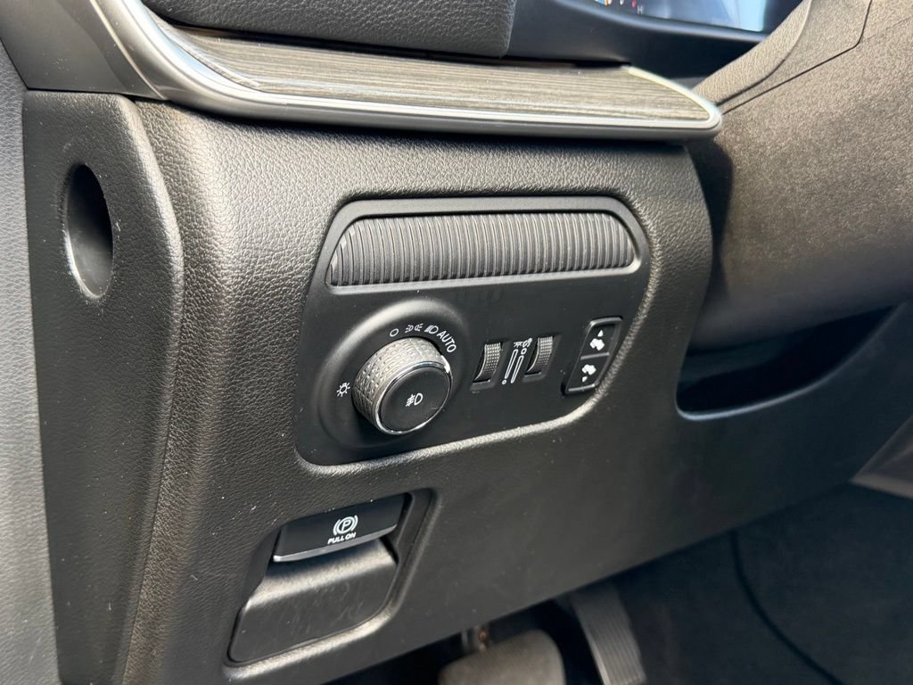 Used 2022 Jeep Wagoneer Series II AWD/4WD image 28