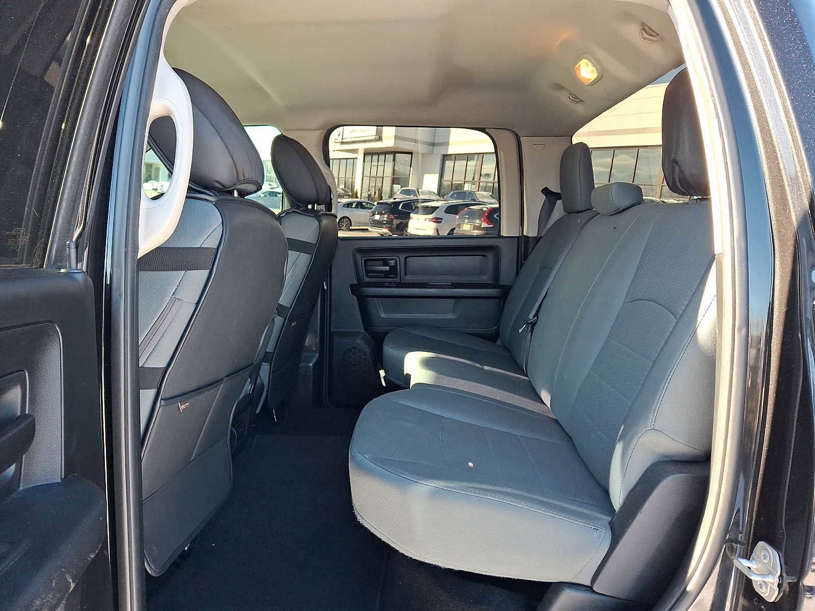 Used 2017 RAM 1500 Express w/ Black Ram 1500 Express Group image 9