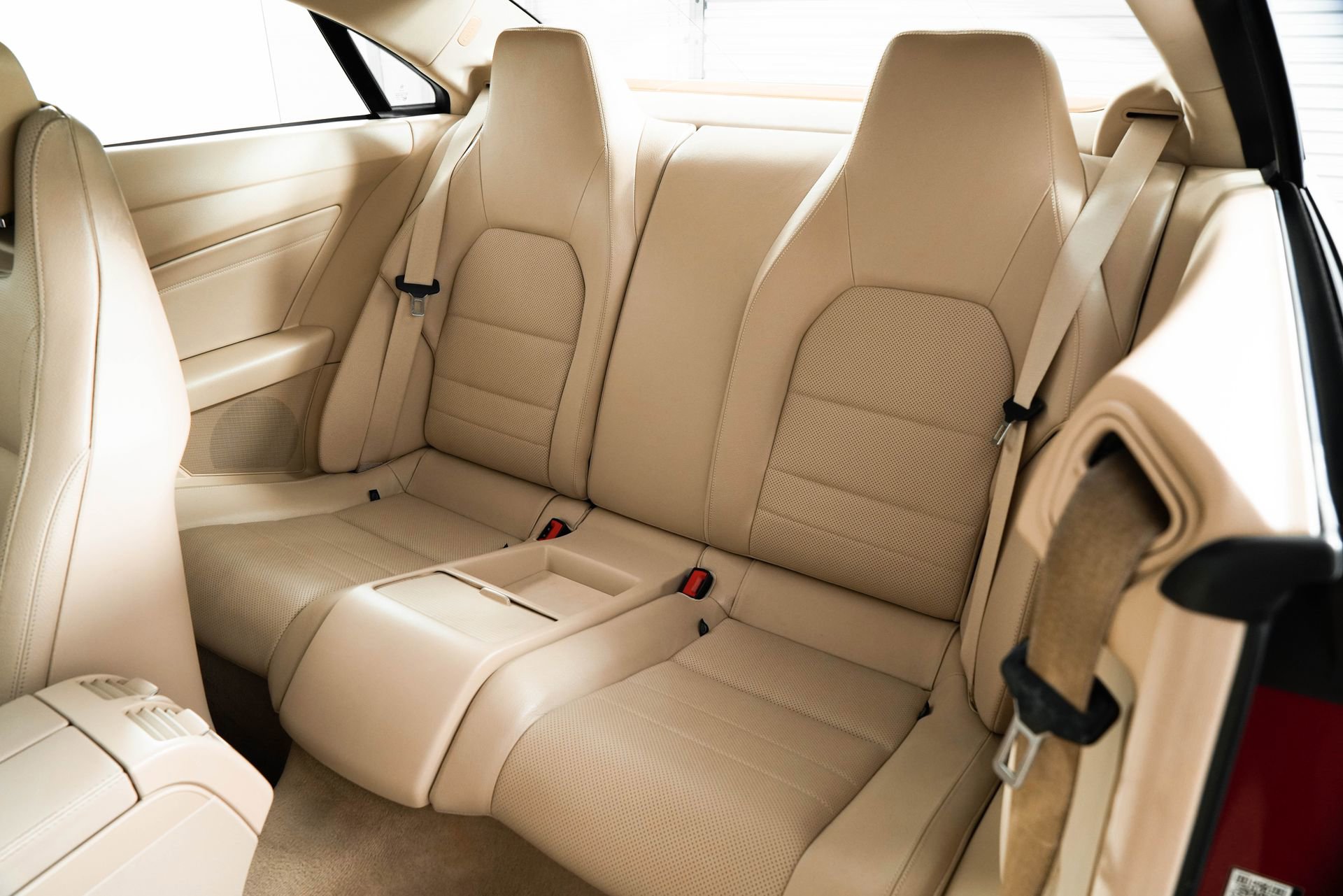 Used 2016 Mercedes-Benz E 400 Coupe image 17