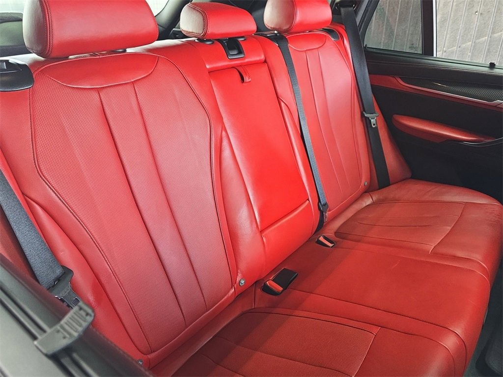 Used 2017 BMW X5 M image 19