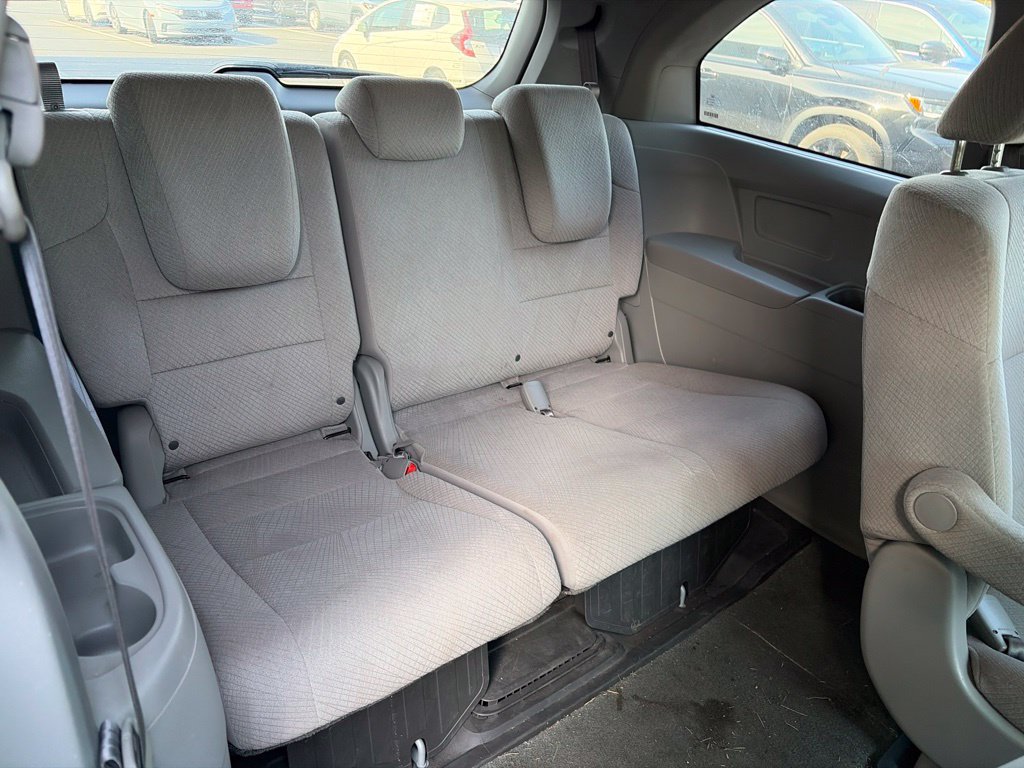 Used 2016 Honda Odyssey LX image 26