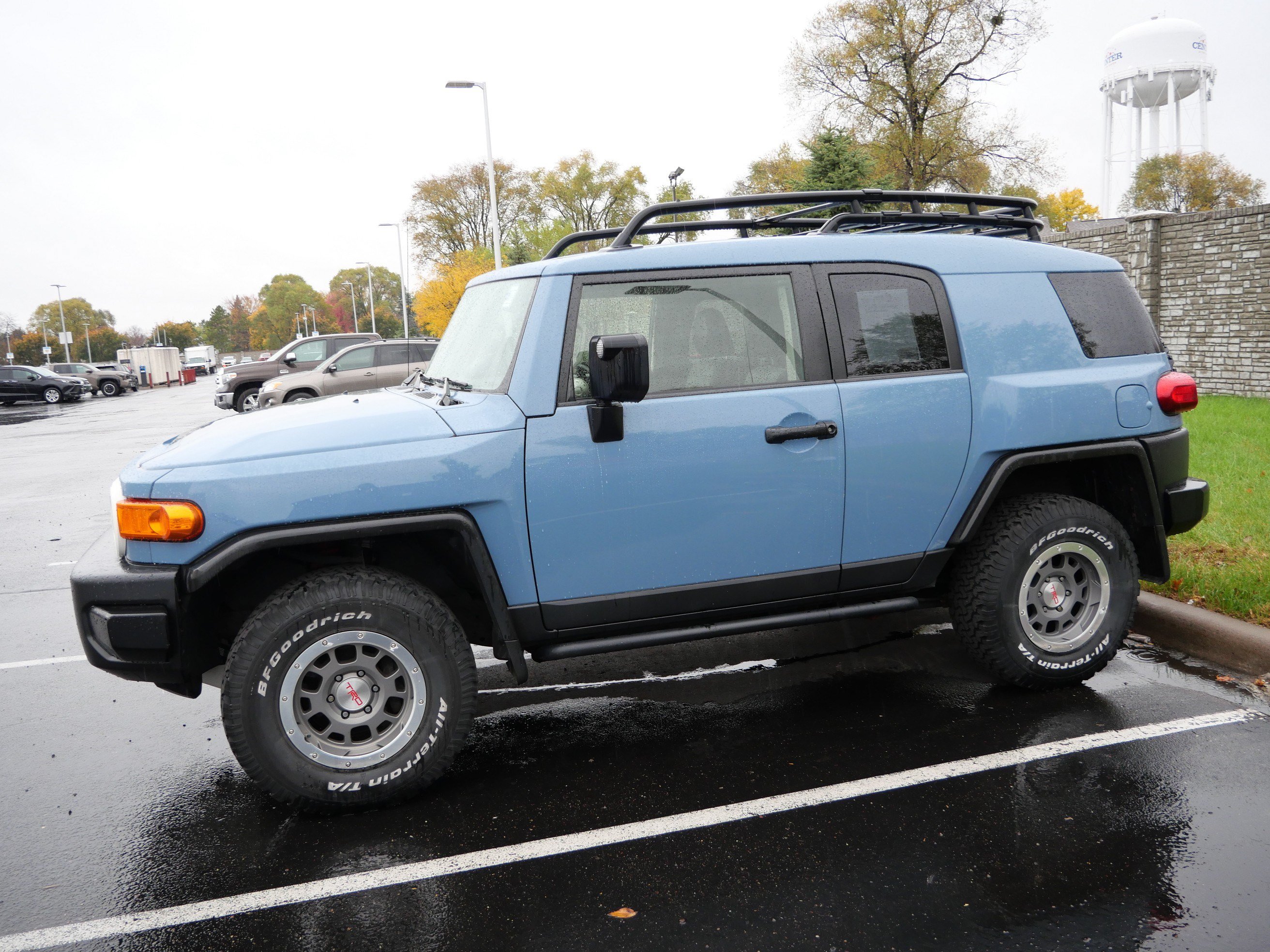 Used 2014 Toyota FJ Cruiser 4WD w/ Trail Teams Ultimate Edition image 3