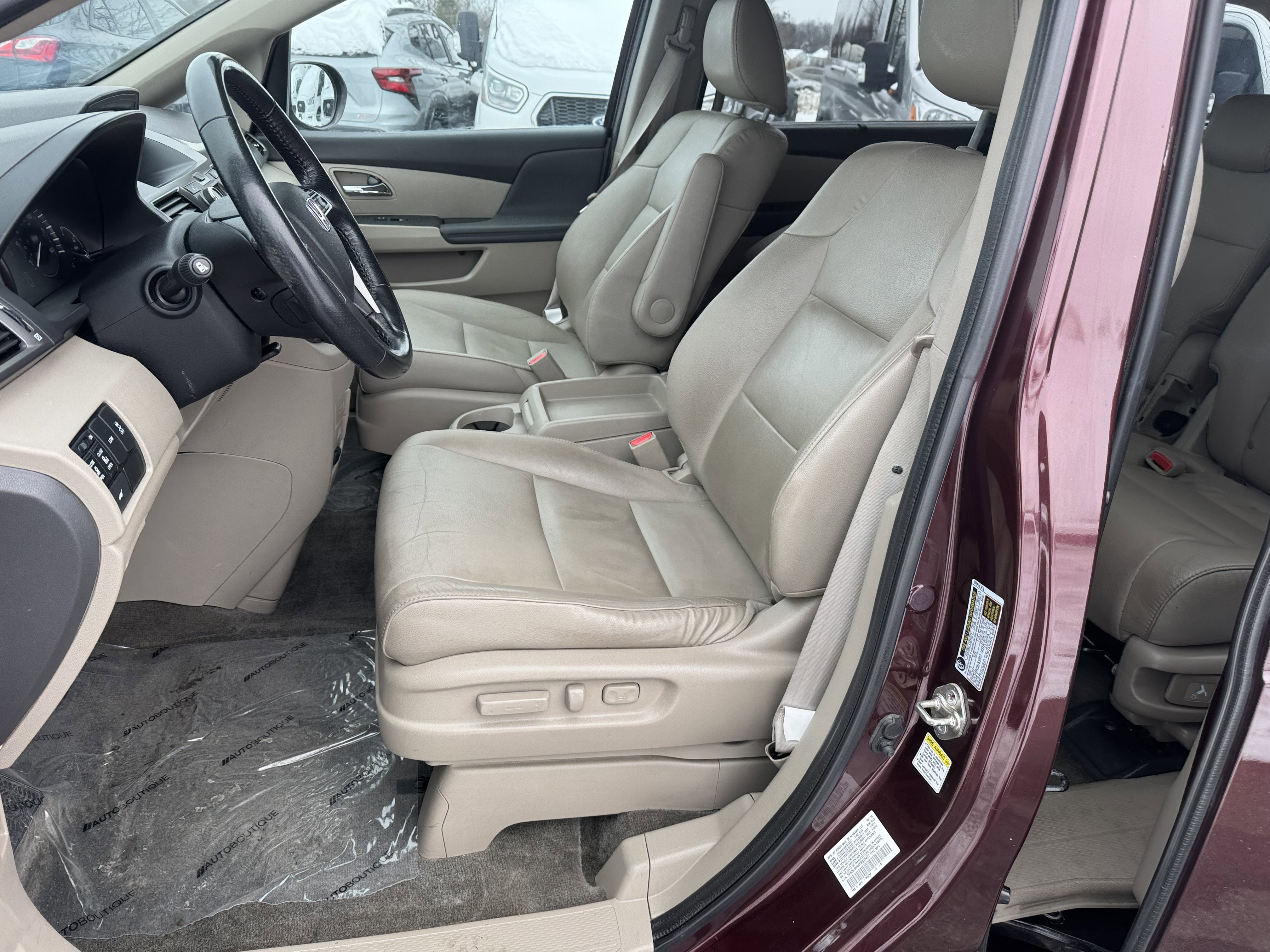Used 2015 Honda Odyssey EX-L image 24