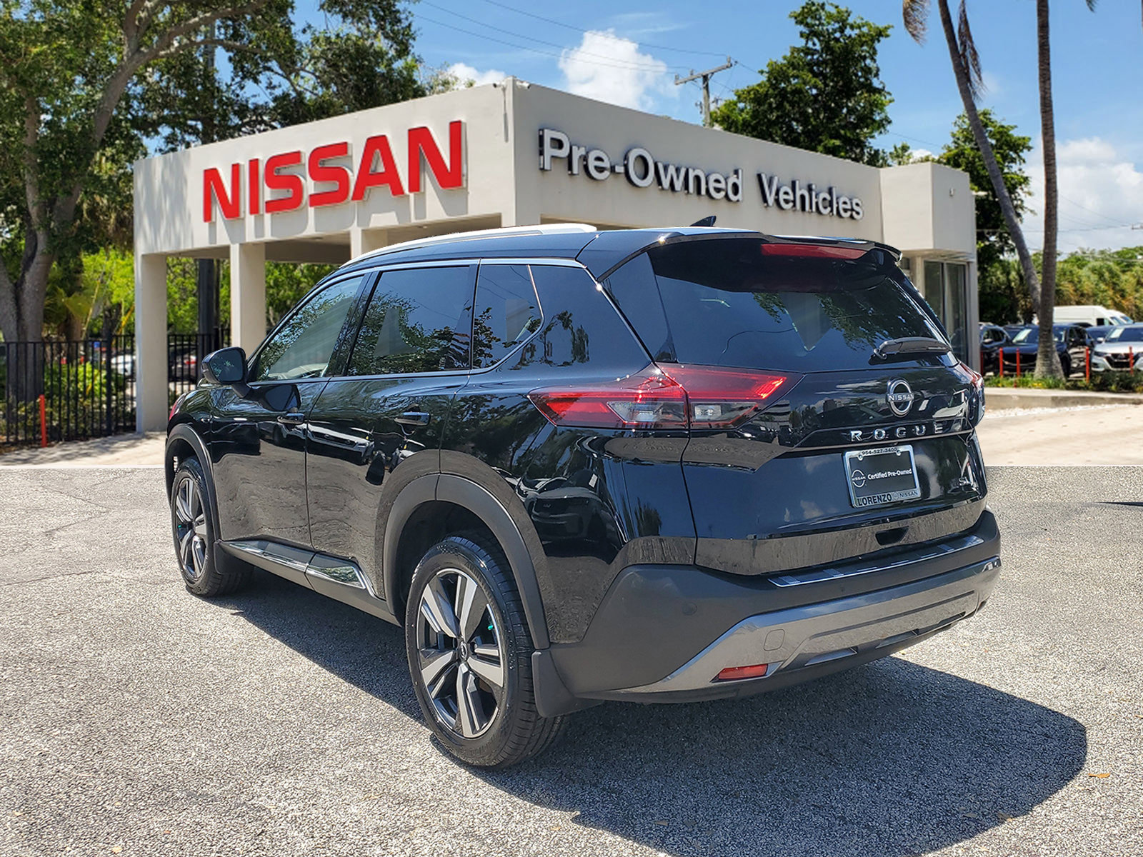 Certified 2023 Nissan Rogue SL image 6