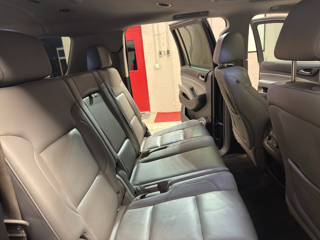 Used 2015 Chevrolet Suburban LT w/ Luxury Package image 26