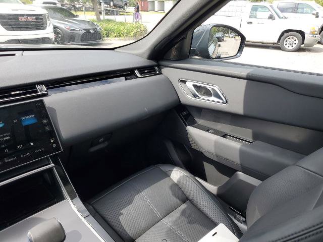 Used 2025 Land Rover Range Rover Velar Dynamic SE image 52