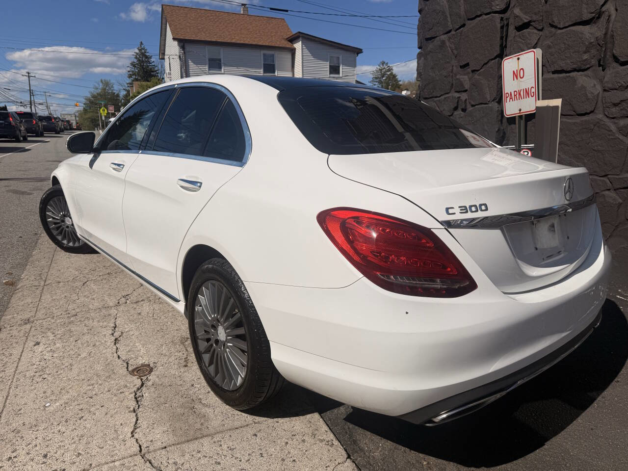 Used 2015 Mercedes-Benz C 300 4MATIC Sedan image 7