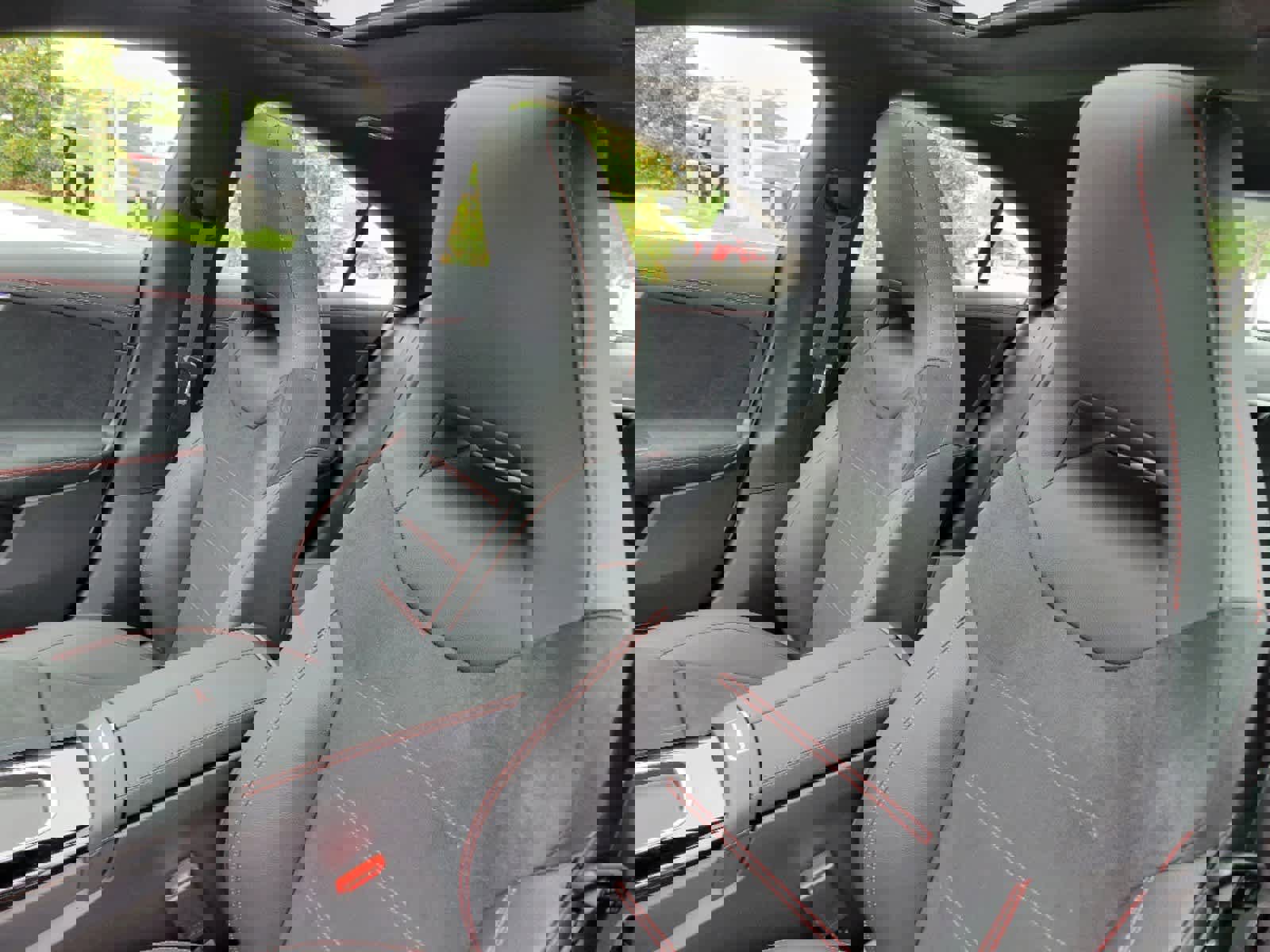 New 2025 Mercedes-Benz CLA 35 AMG 4MATIC image 10