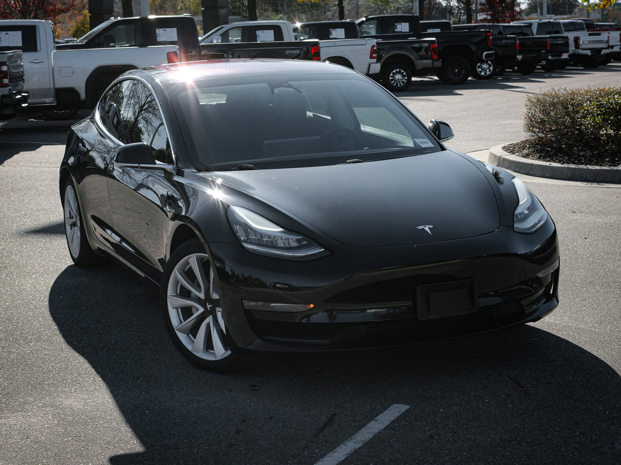 Used 2018 Tesla Model 3 Long Range image 2