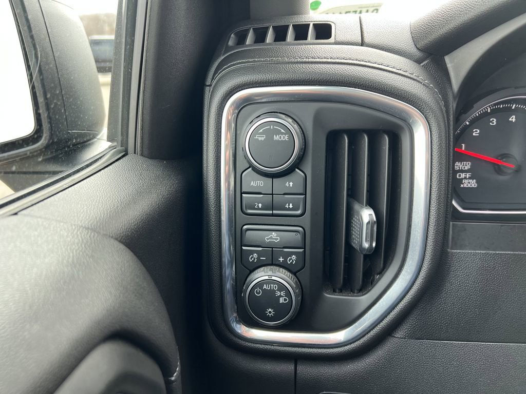 Certified 2020 Chevrolet Silverado 1500 LT w/ All-Star Edition AWD/4WD image 17