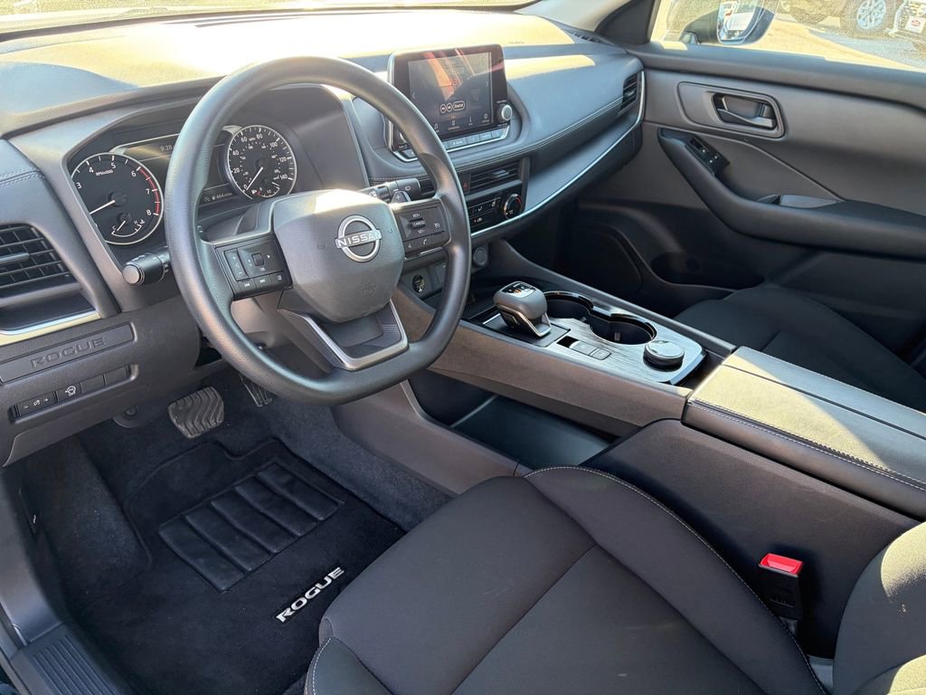 Certified 2025 Nissan Rogue S AWD/4WD image 7