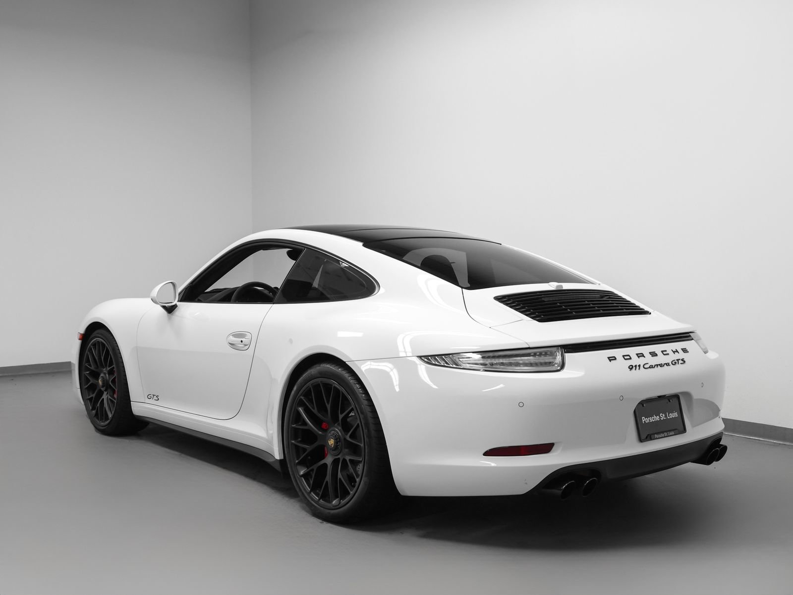 Certified 2016 Porsche 911 Carrera GTS RWD image 3