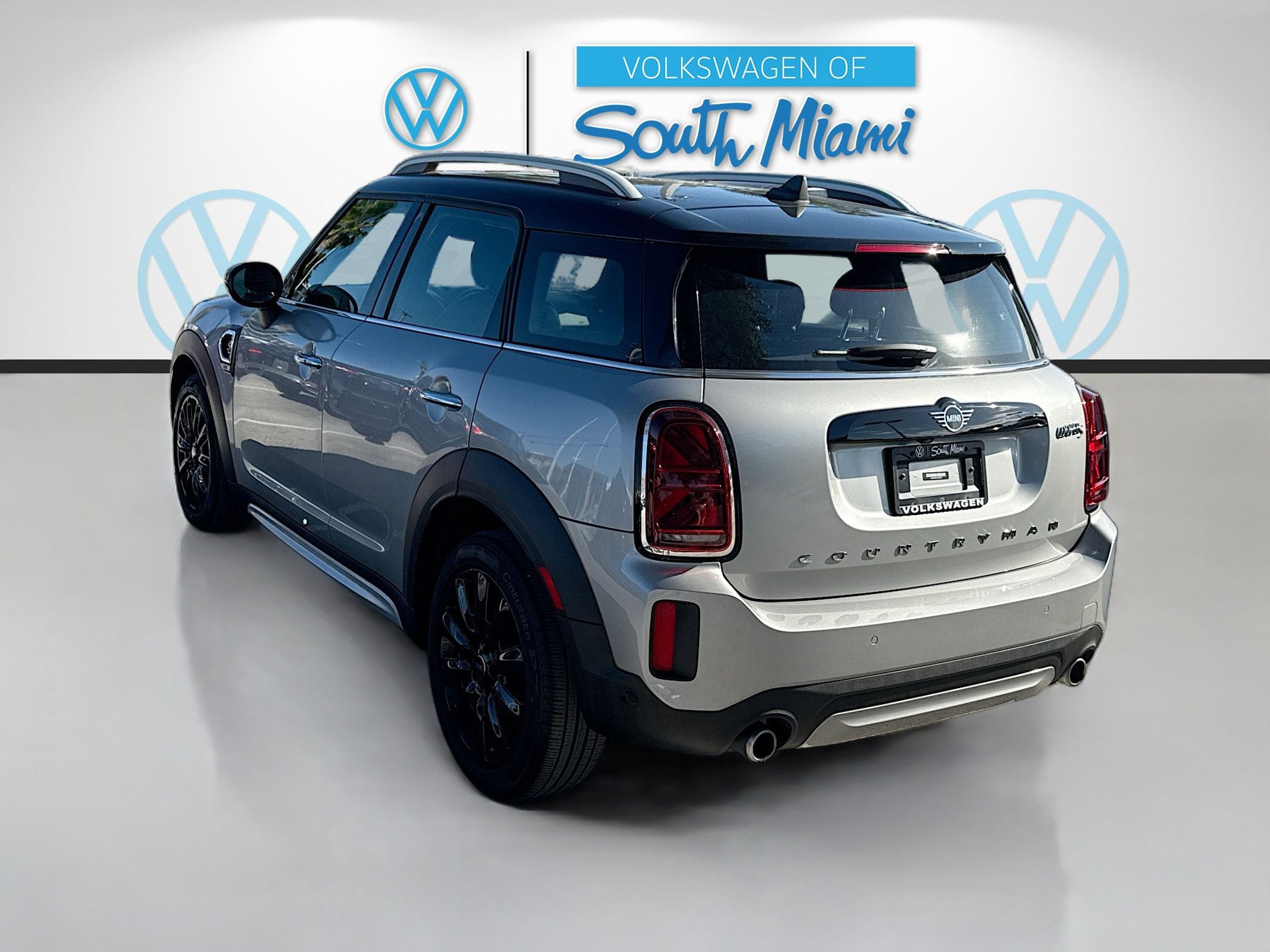 Used 2024 MINI Cooper Countryman S w/ Signature Upholstery Package image 5