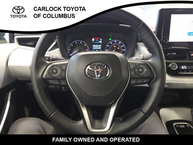Used 2025 Toyota Corolla SE w/ Convenience Package FWD image 23