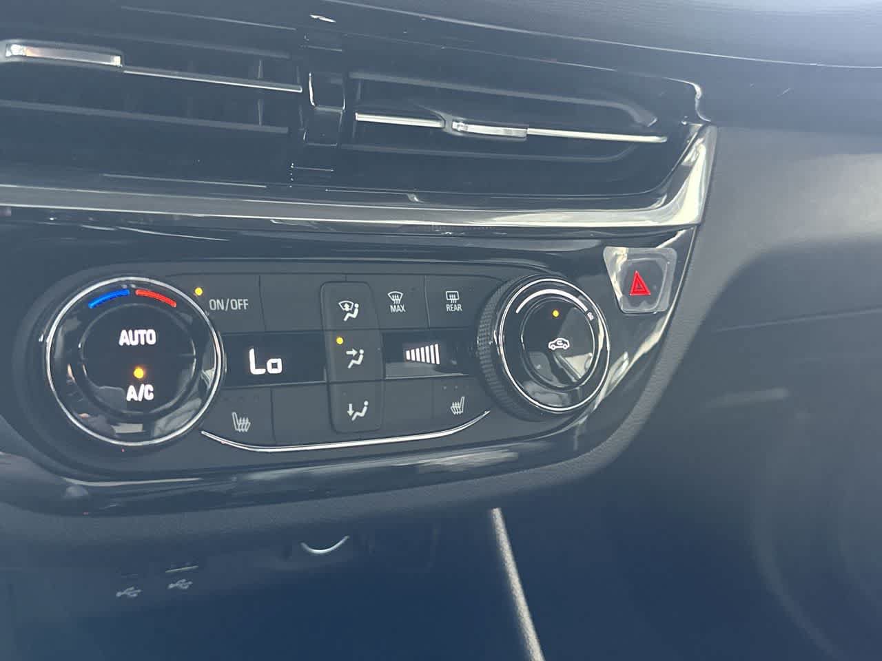 New 2026 Buick Envista Sport Touring w/ Convenience I Package FWD image 20