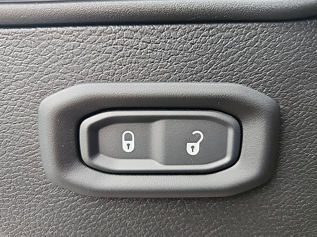 New 2026 Jeep Wrangler Unlimited Sport AWD/4WD image 29