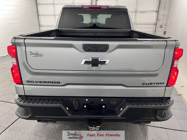 New 2026 Chevrolet Silverado 1500 Custom Trail Boss w/ Dark Appearance Package image 7