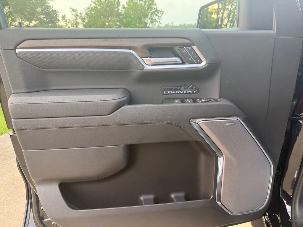 Used 2026 Chevrolet Silverado 1500 High Country w/ High Country Premium Package AWD/4WD image 27