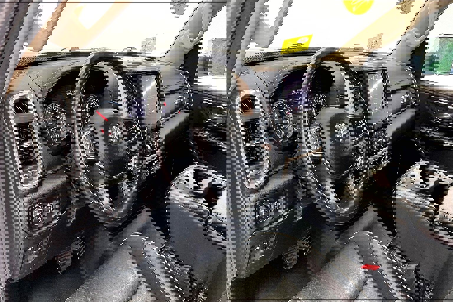 Used 2020 RAM 1500 Laramie image 14