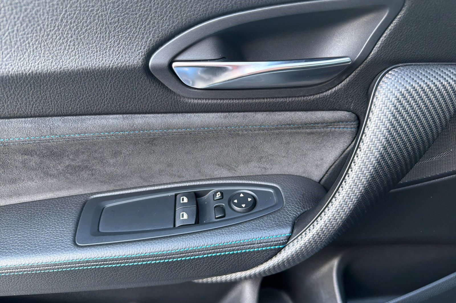 Used 2017 BMW M2 image 12