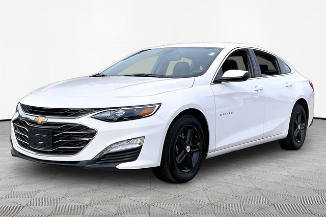 Used 2024 Chevrolet Malibu LT image 3