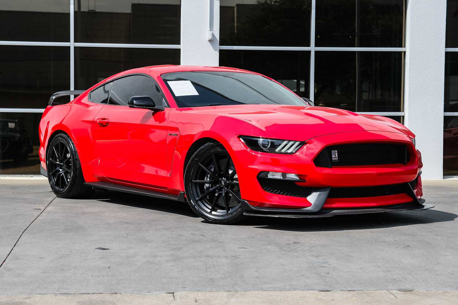Used 2016 Ford Mustang Shelby GT350 w/ Technology Package RWD image 6