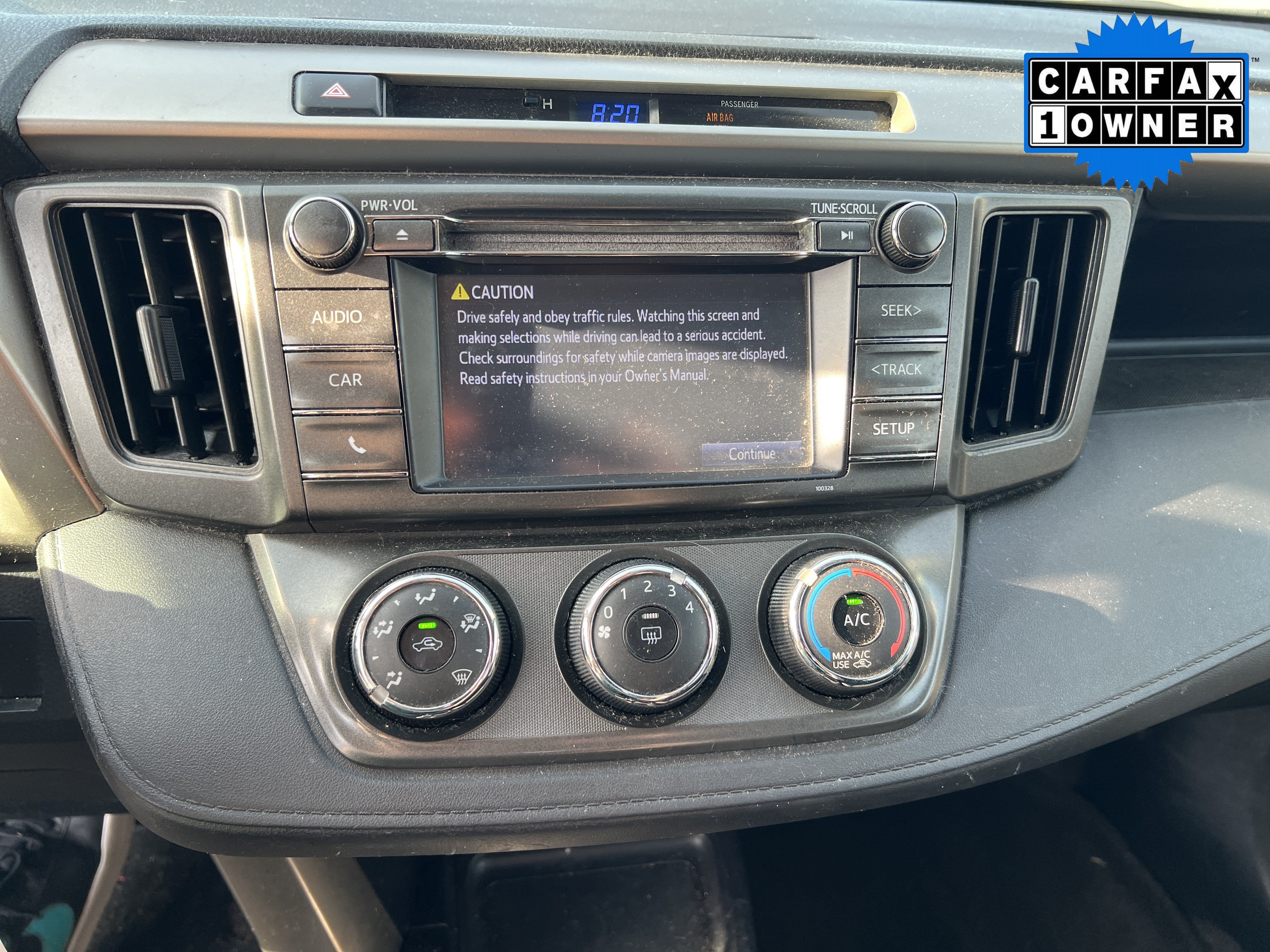 Used 2015 Toyota RAV4 LE AWD/4WD image 9