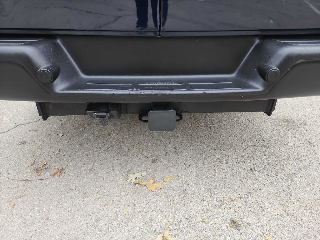 Used 2015 Chevrolet Express 2500 w/ Cold Climate Package image 6