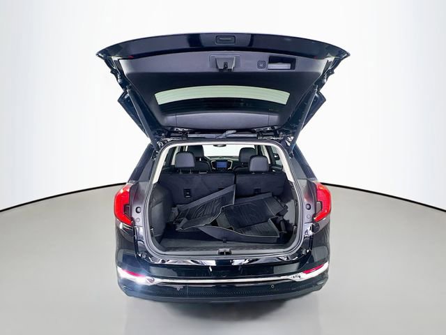 Used 2024 GMC Terrain Denali w/ Denali Premium Package image 29