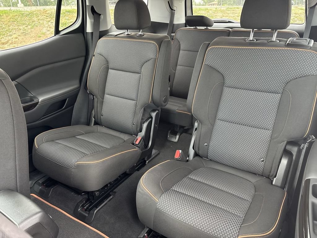 Used 2023 GMC Acadia AT4 w/ Trailering Package AWD/4WD image 31