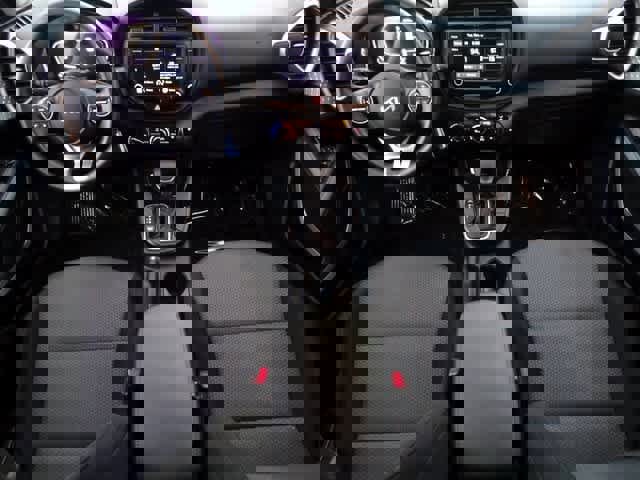 Used 2023 Kia Soul LX image 10