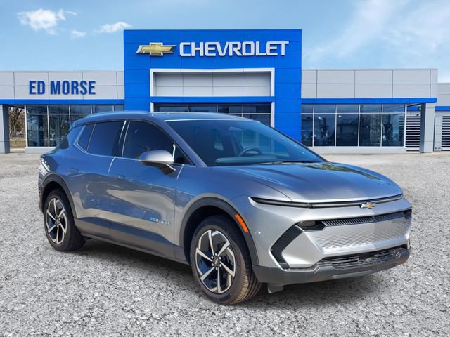 New 2026 Chevrolet Equinox EV LT image 2