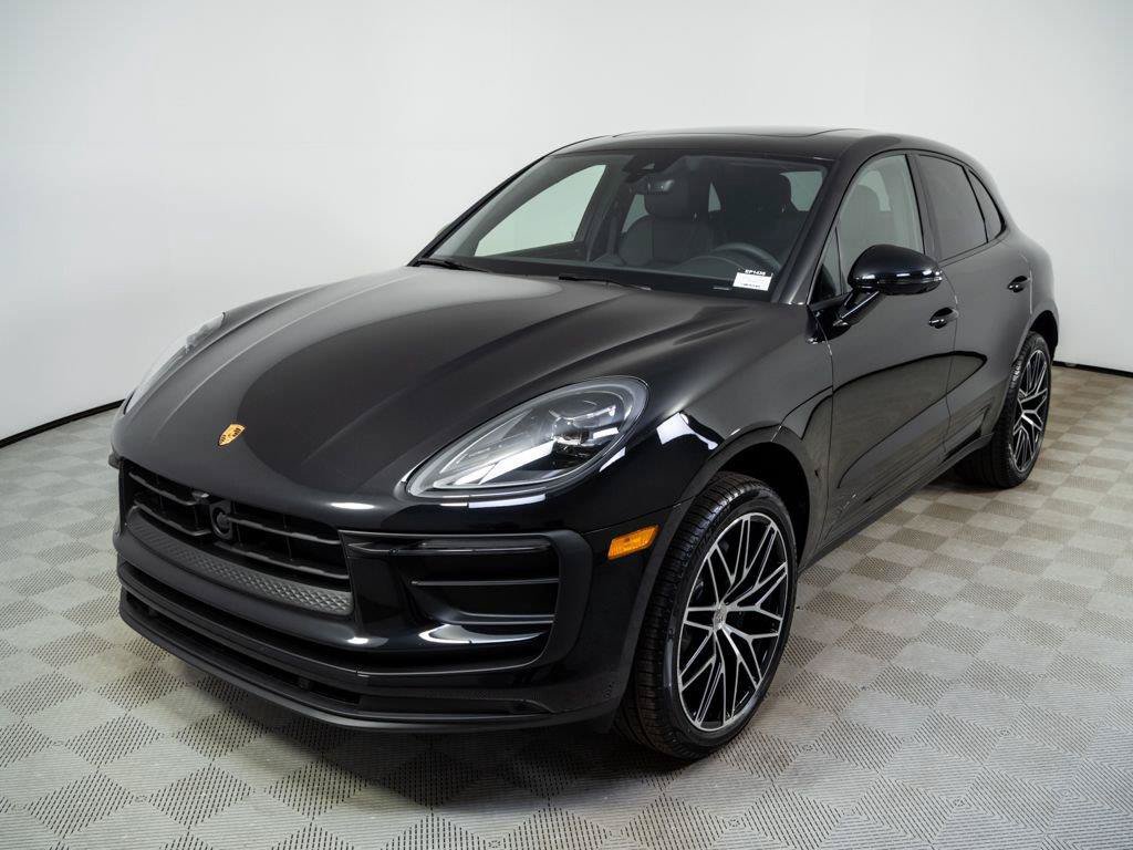 New 2026 Porsche Macan AWD/4WD image 1