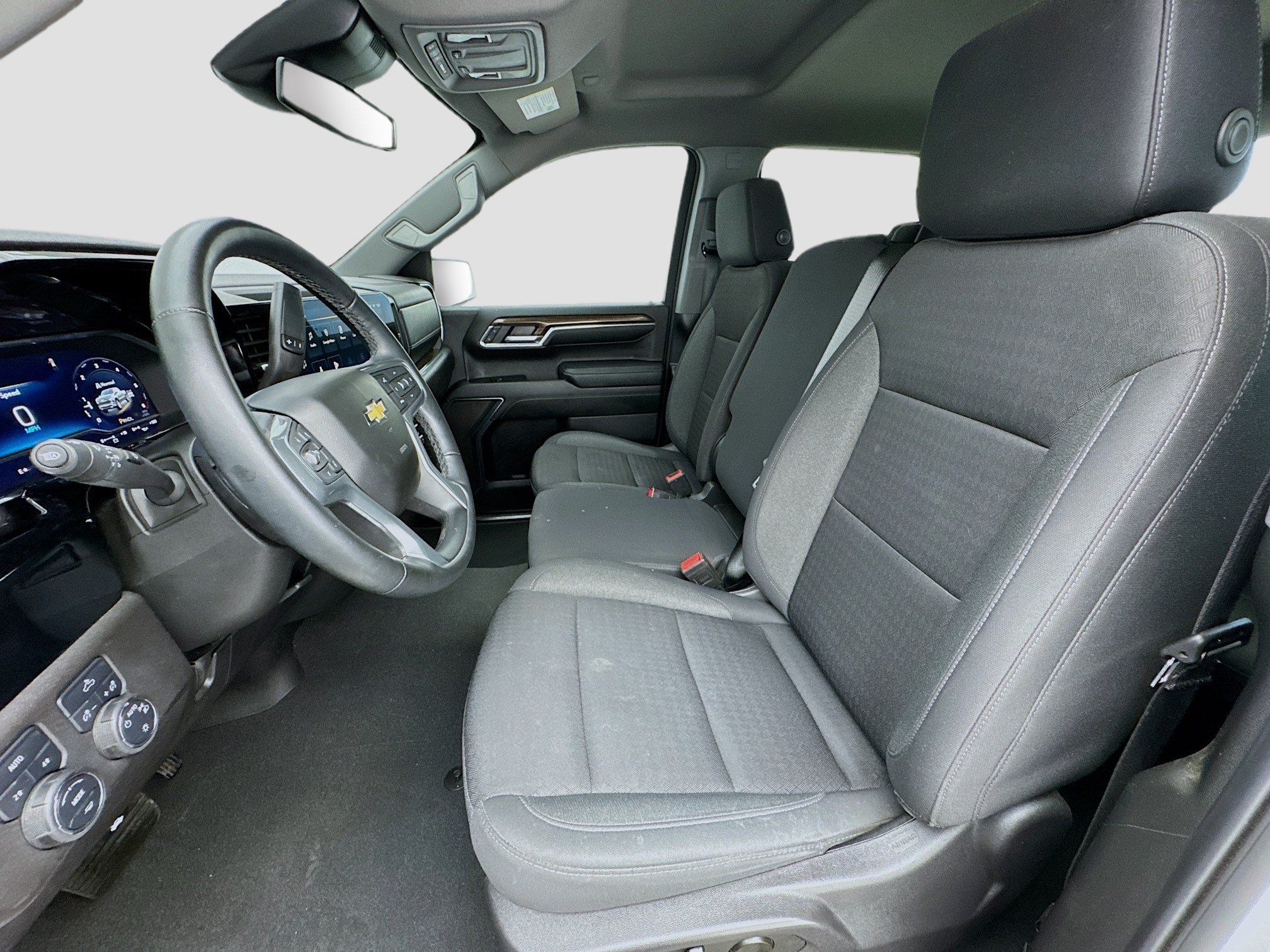 Used 2024 Chevrolet Silverado 1500 LT AWD/4WD image 13