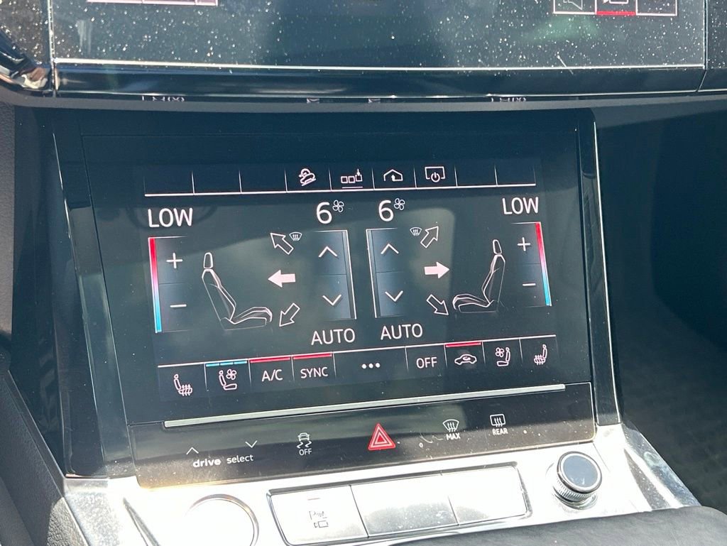 Used 2019 Audi e-tron Premium Plus AWD/4WD image 36