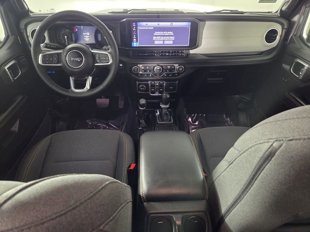 Certified 2025 Jeep Wrangler Sahara w/ Safety Group image 28