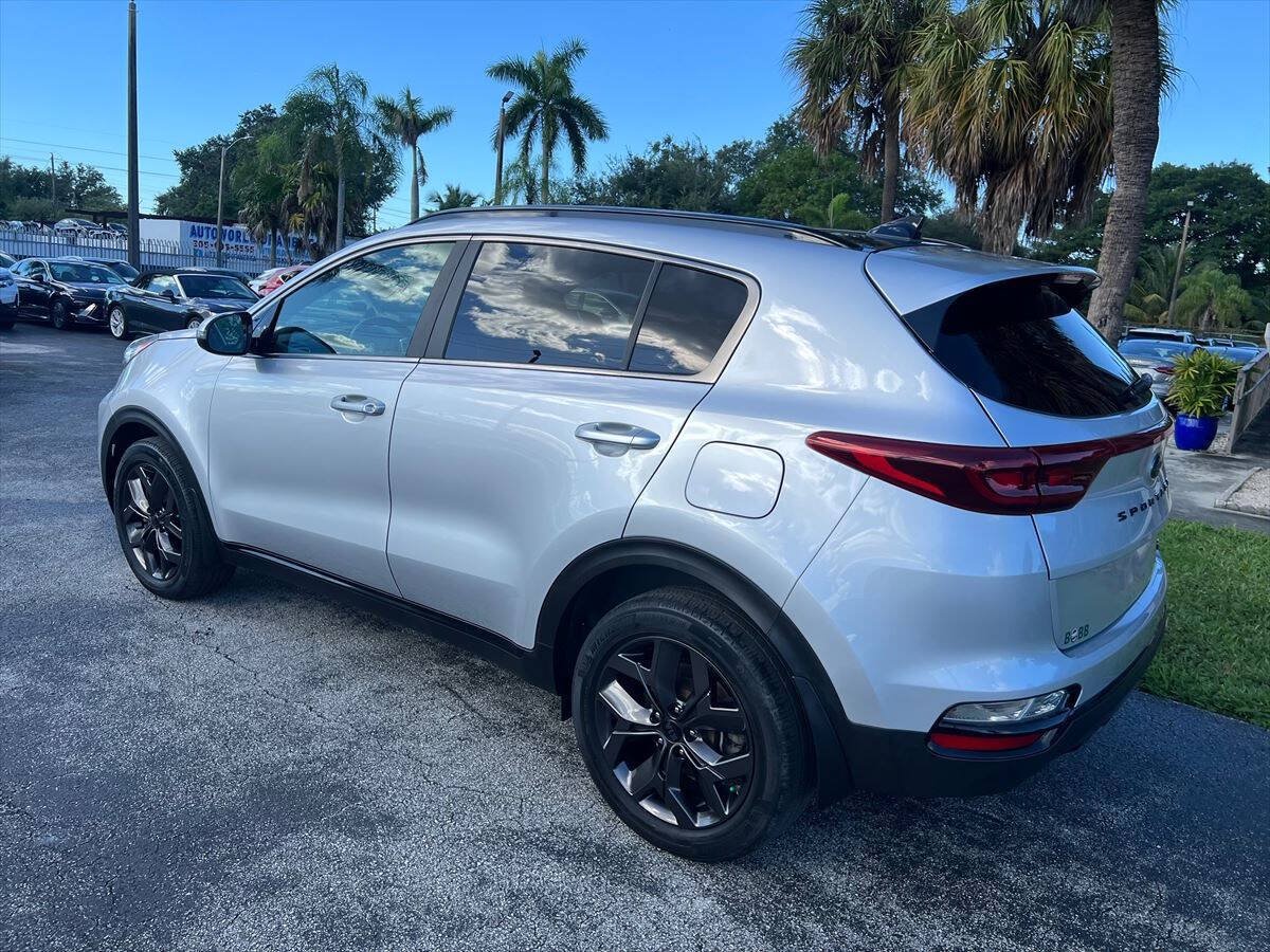 Used 2022 Kia Sportage Nightfall Edition AWD/4WD image 7