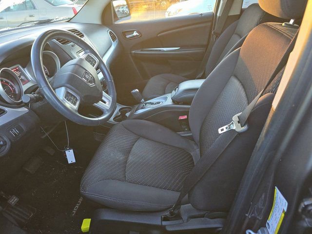 Used 2013 Dodge Journey SXT w/ Flexible Seating Group FWD image 10