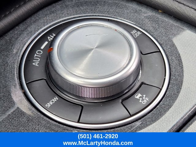 Used 2024 Nissan Armada SV AWD/4WD image 31