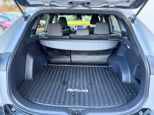 Used 2024 Toyota RAV4 SE AWD/4WD image 23