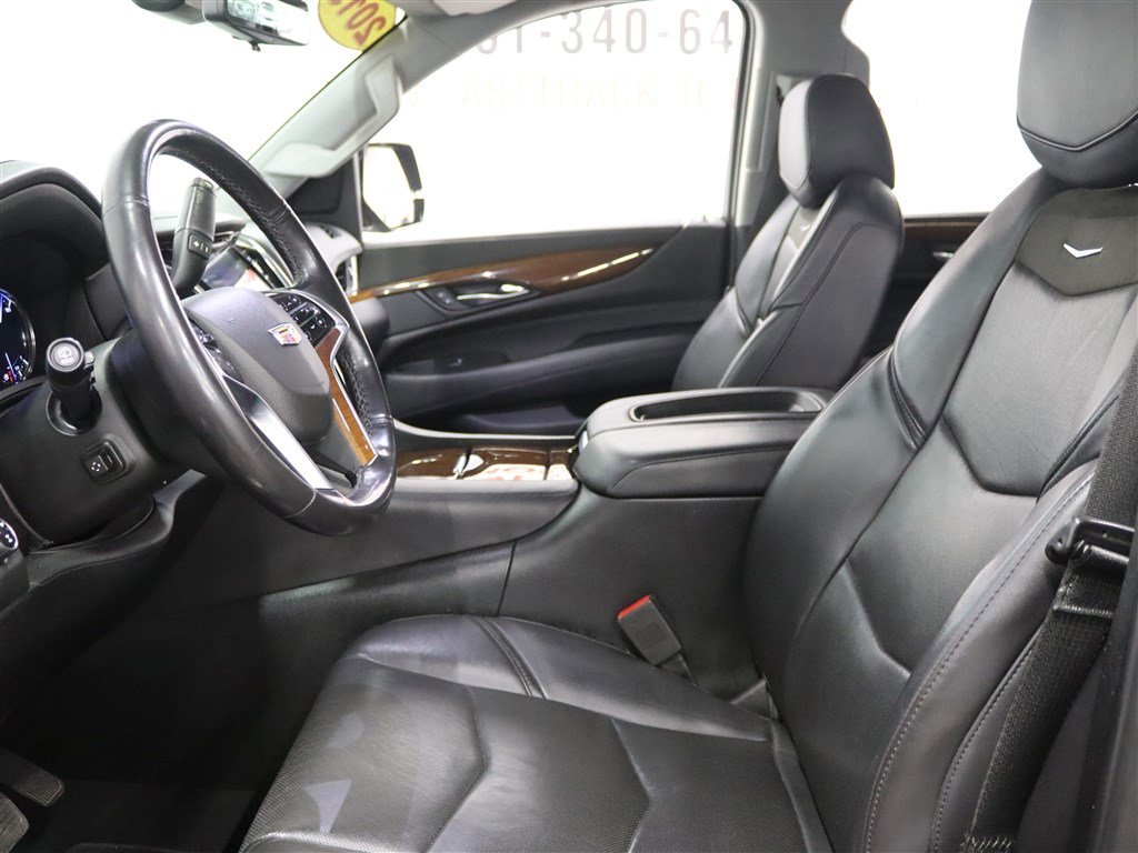 Used 2019 Cadillac Escalade Premium Luxury AWD/4WD image 12