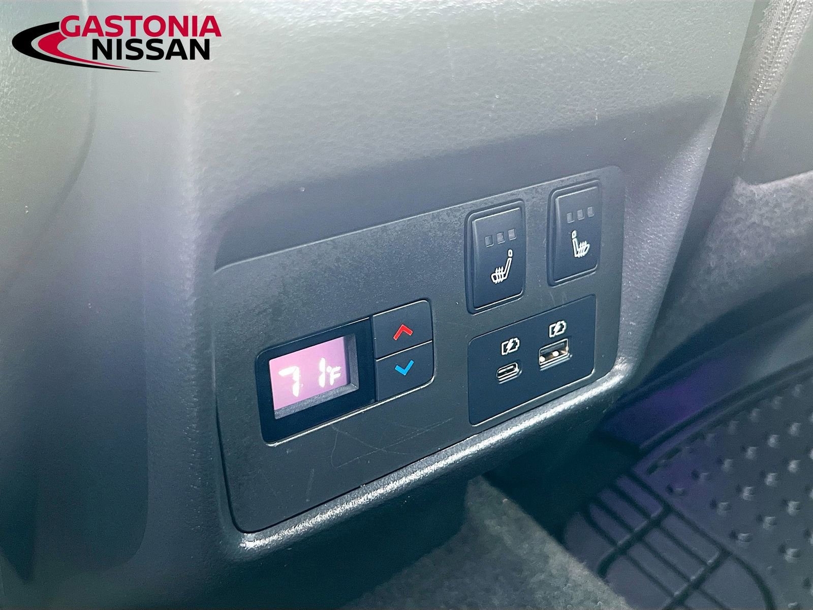 Used 2021 Nissan Rogue Platinum image 35