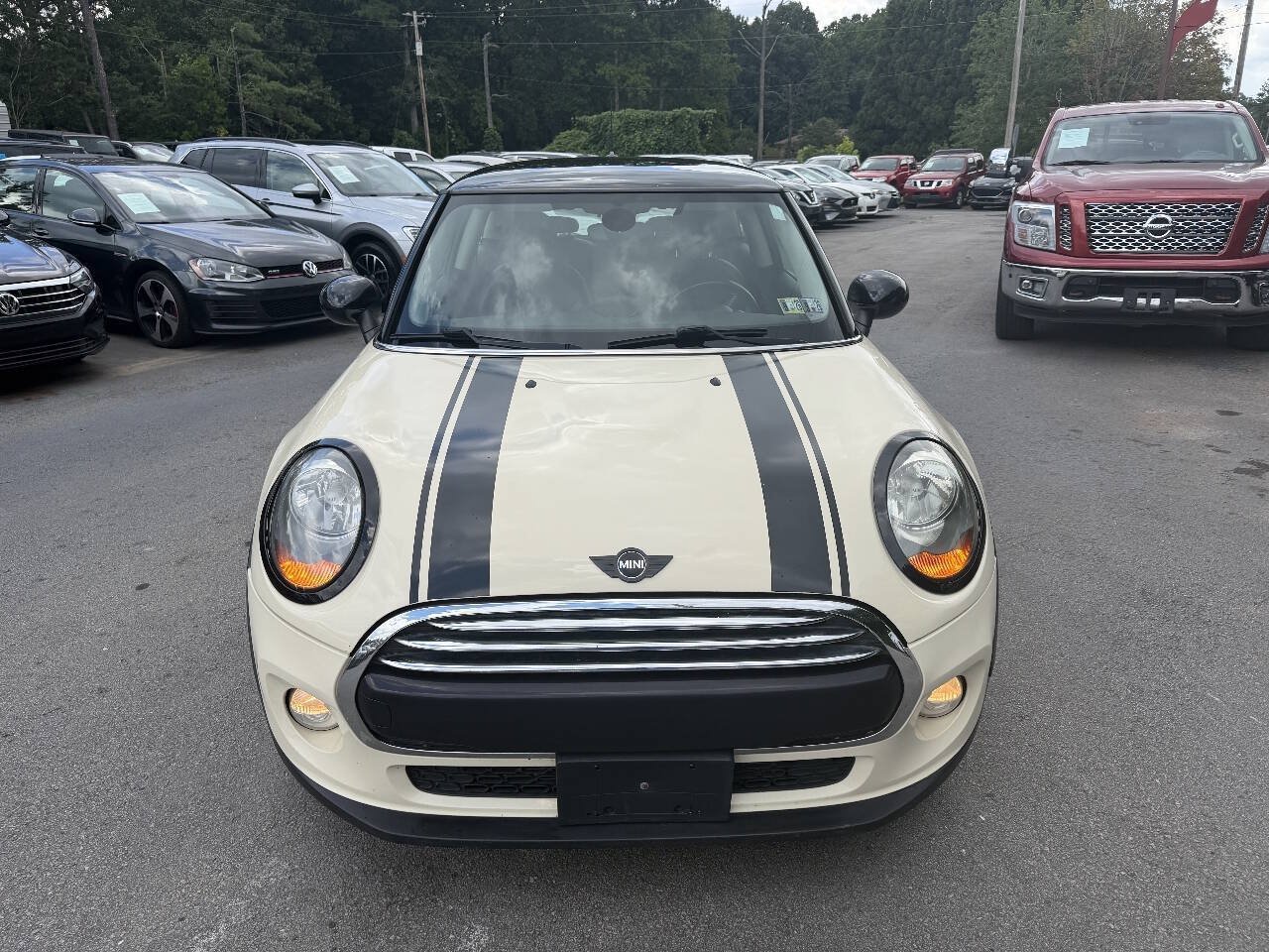Used 2015 MINI Cooper 2-Door Hardtop FWD image 2
