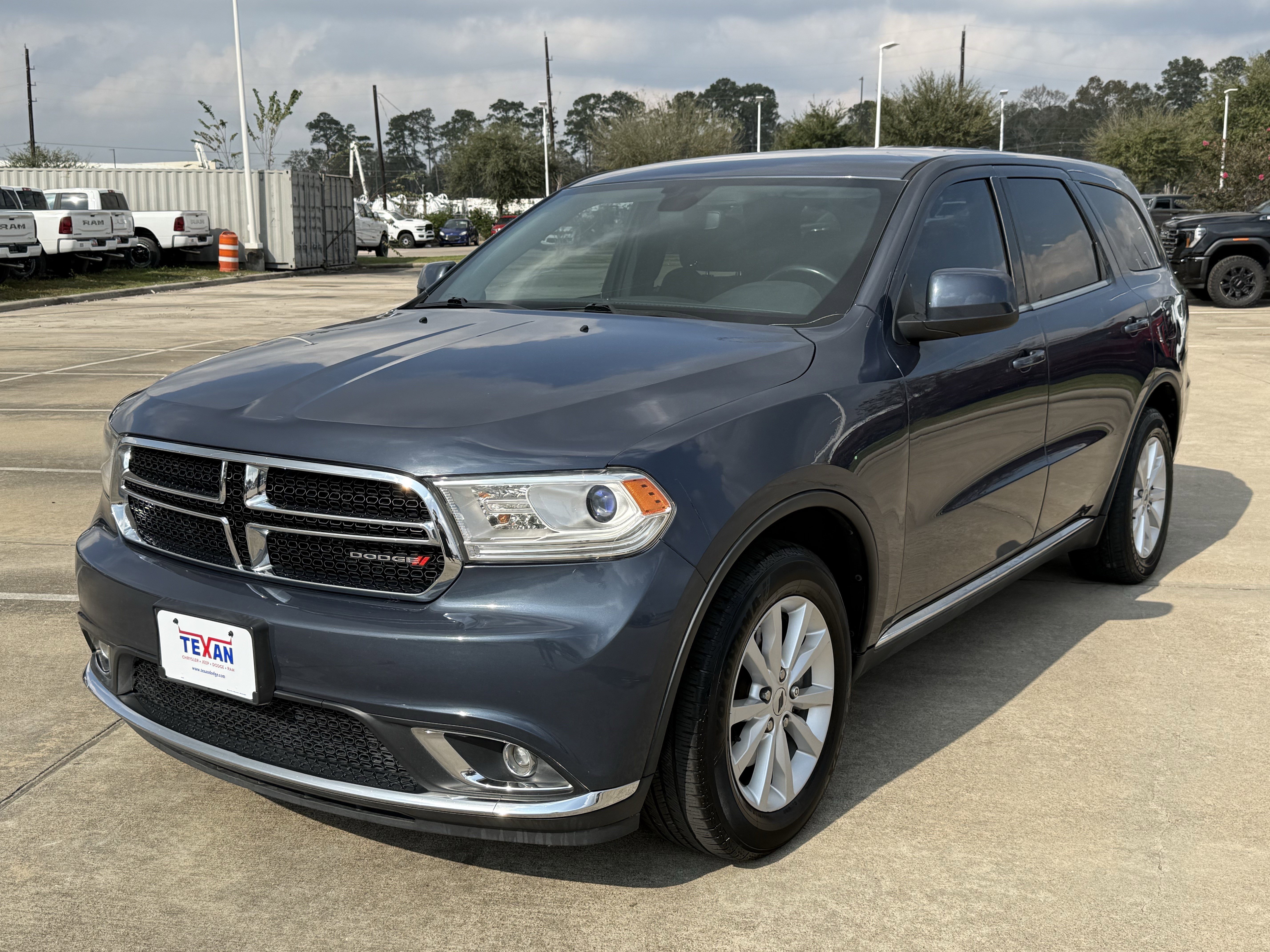 Used 2020 Dodge Durango SXT w/ 3rd Row Seating Group image 9